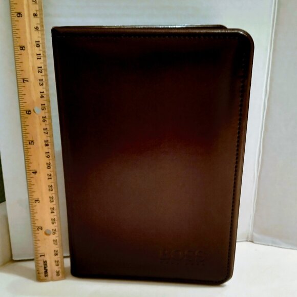 HUGO BOSS VEGAN LEATHER NOTE BINDER + NOTEPAD - Picture 2 of 15
